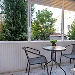 Fully Renovated 2br Flat In Center Of Moda * İstanbul