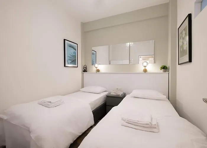 Fully Renovated 2br Flat In Center Of Moda *