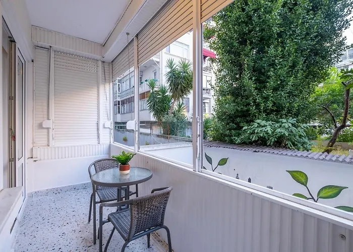 Fully Renovated 2br Flat In Center Of Moda 公寓 伊斯坦布尔