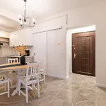公寓 Fully Renovated 2br Flat In Center Of Moda 伊斯坦布尔