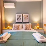 Fully Renovated 2br Flat In Center Of Moda * 伊斯坦布尔