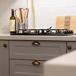 Fully Renovated 2br Flat In Center Of Moda