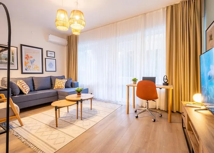 Fully Renovated 2br Flat In Center Of Moda * Istanbulská provincie