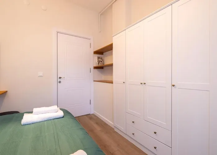 Fully Renovated 2br Flat In Center Of Moda *