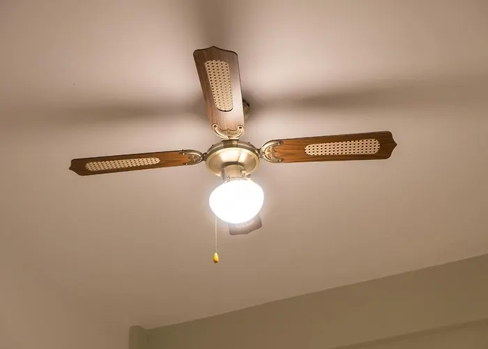 Fully Renovated 2br Flat In Center Of Moda Apartmán