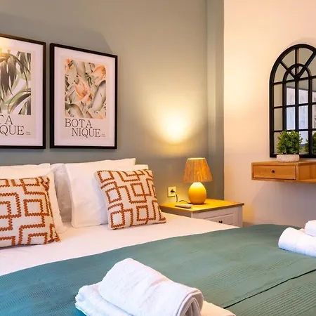 Fully Renovated 2br Flat In Center Of Moda Istanboel